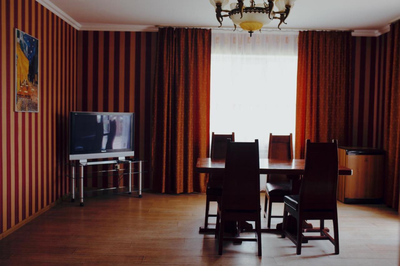 Grebenki Grebenky Motel מראה חיצוני תמונה