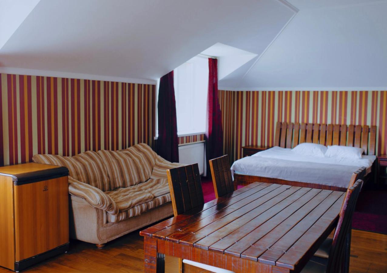 Grebenki Grebenky Motel מראה חיצוני תמונה