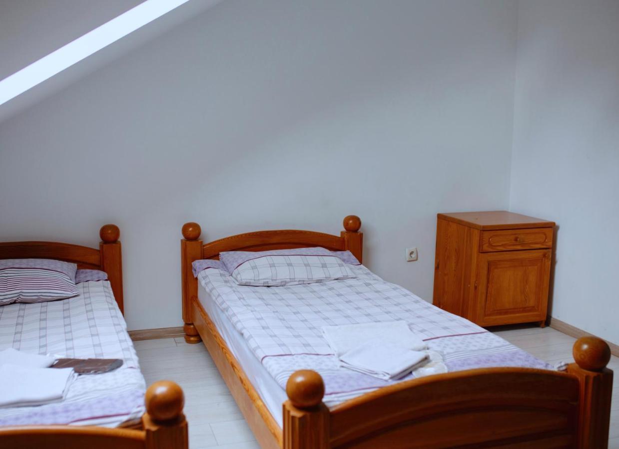 Grebenki Grebenky Motel מראה חיצוני תמונה